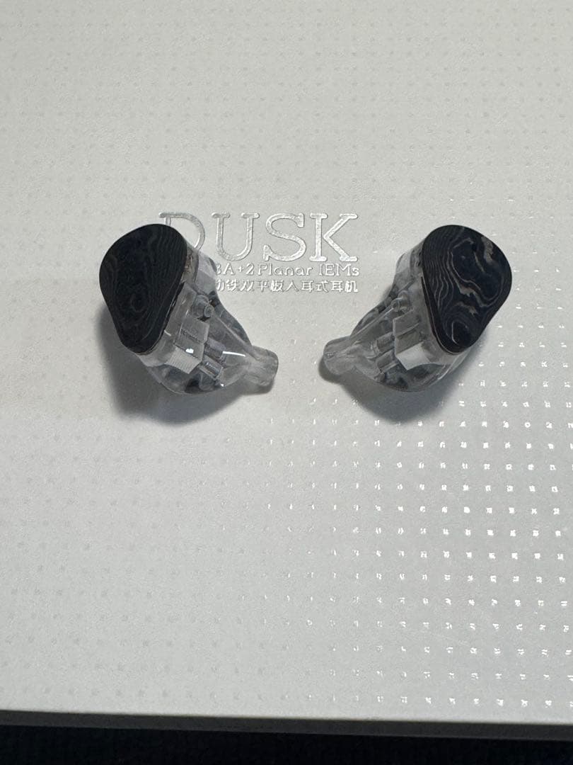 イヤホン MOONDROP Crinacle DUSK