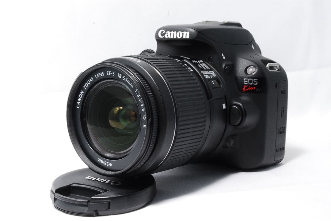 ❣️女性の方にもオススメ❣️Canon Kiss X7 デジタル一眼レフカメラ
