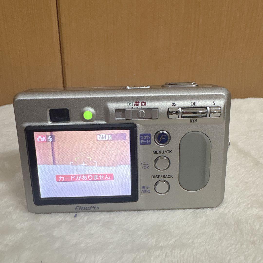 FUJIFILM Finepix F455 富士フィルム デジカメ　シルバー
