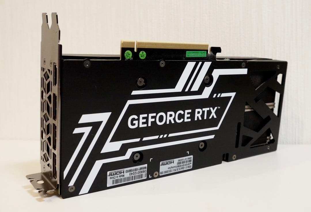 GALAX GeForce RTX 4070 グラフィックボード