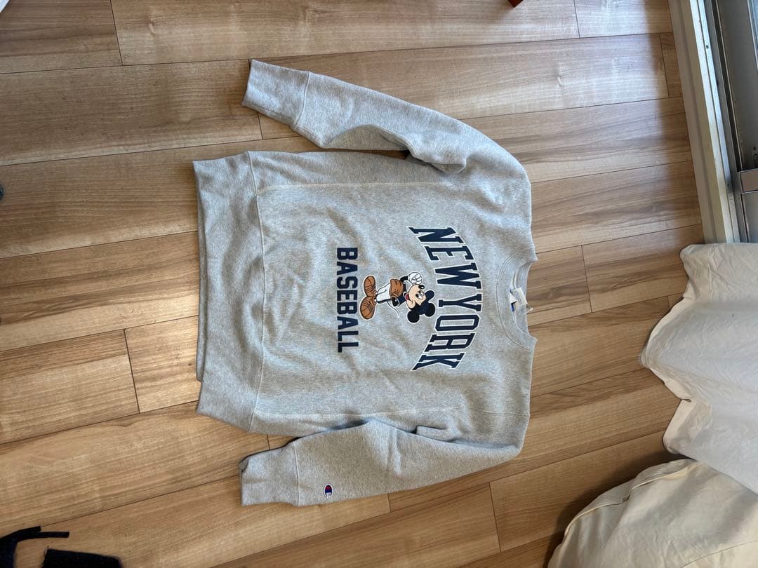 Champion ミッキーマウス ニューヨーク ベースボール スウェット