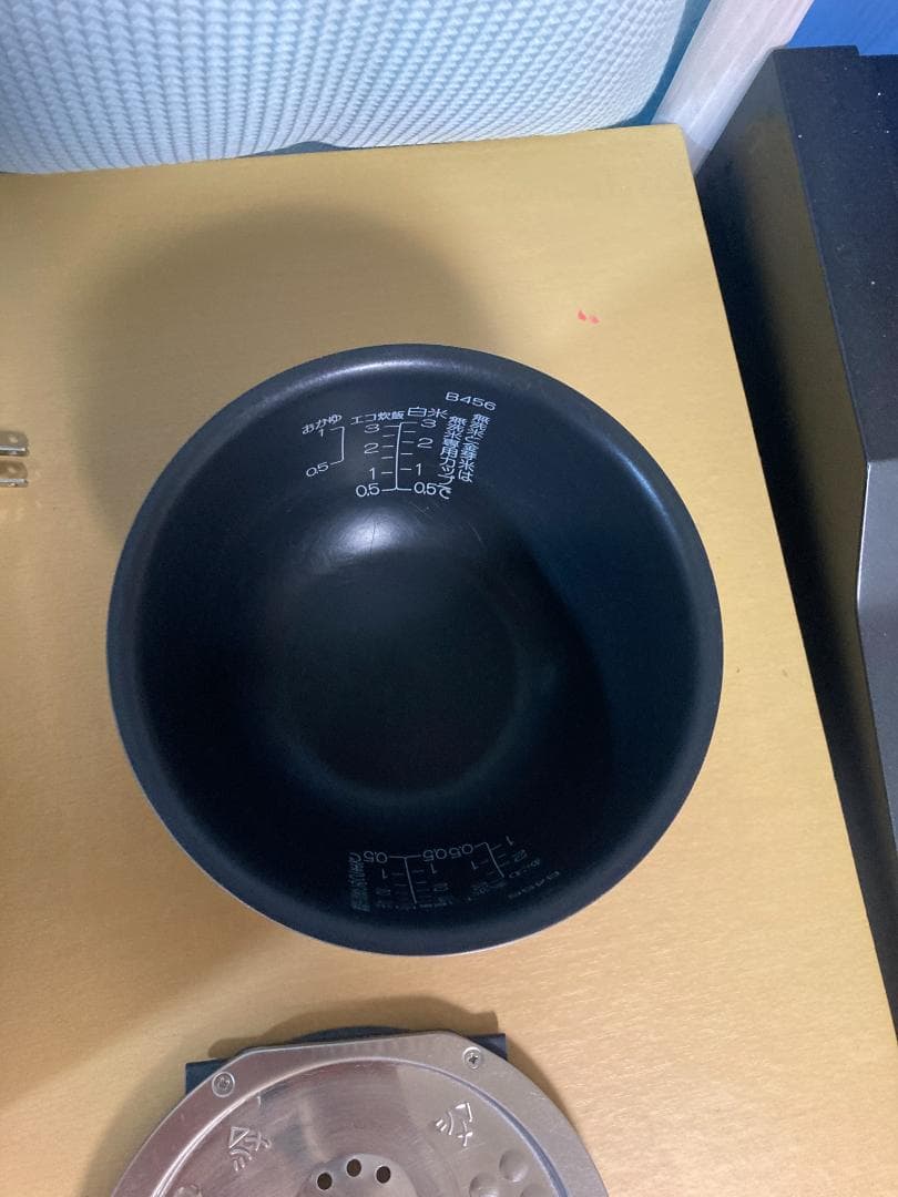 ★美品★象印 IH炊飯ジャーIH炊飯器 NP-GJ05 0.54L　2019年製