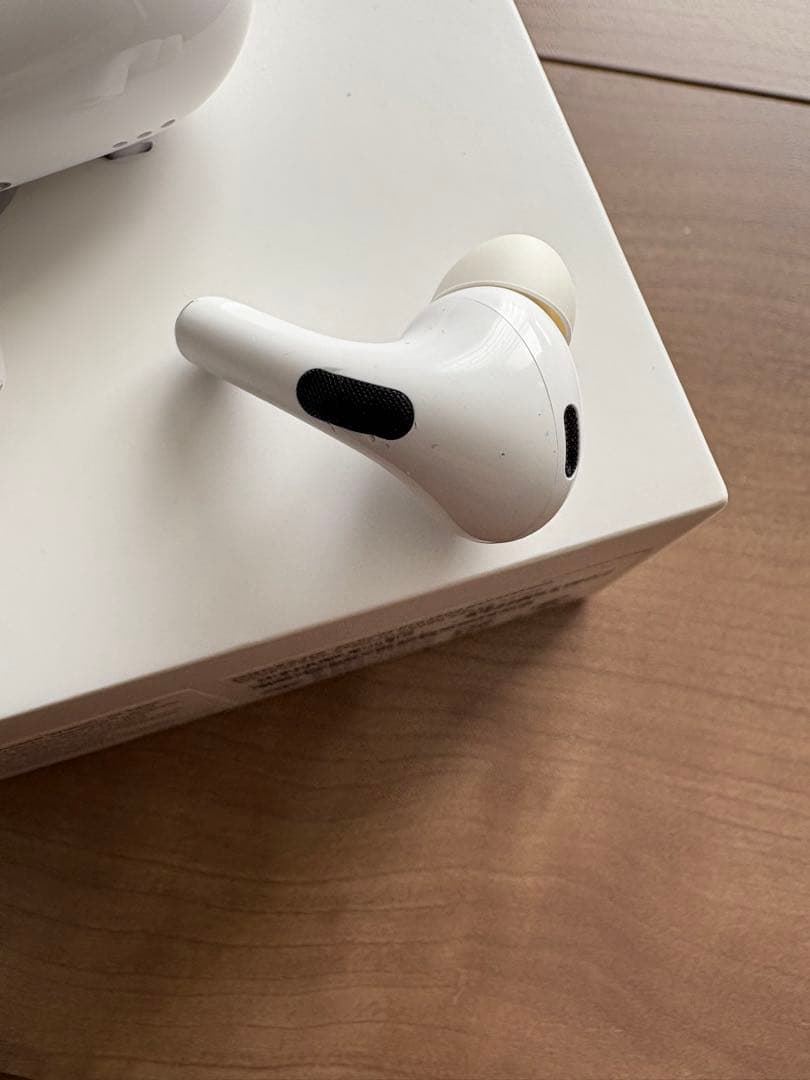 AirPods Pro 2世代本体 充電ケース付き 左耳のみ