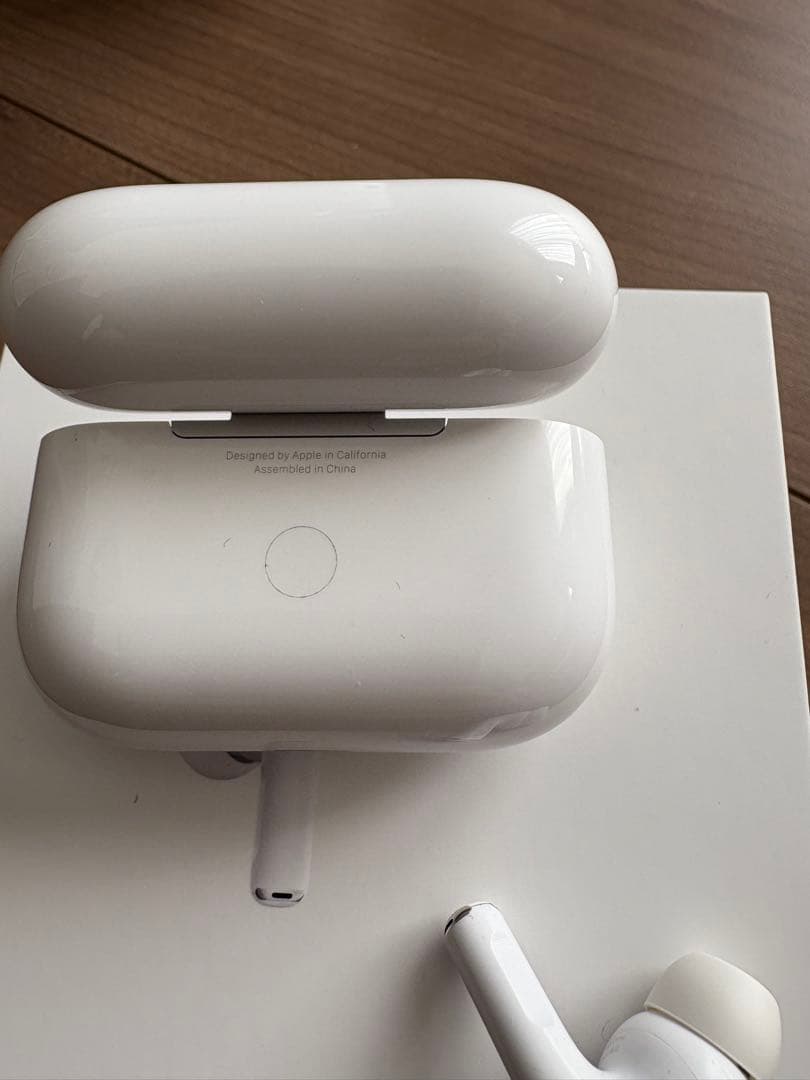 AirPods Pro 2世代本体 充電ケース付き 左耳のみ