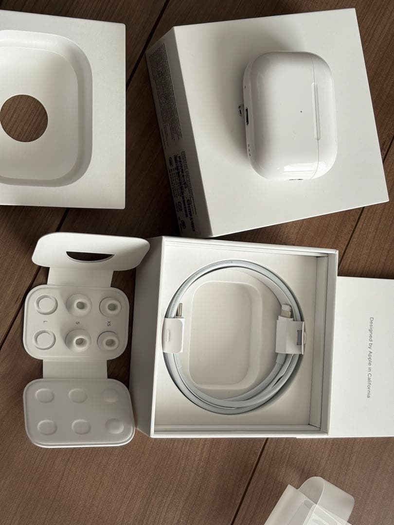 AirPods Pro 2世代本体 充電ケース付き 左耳のみ