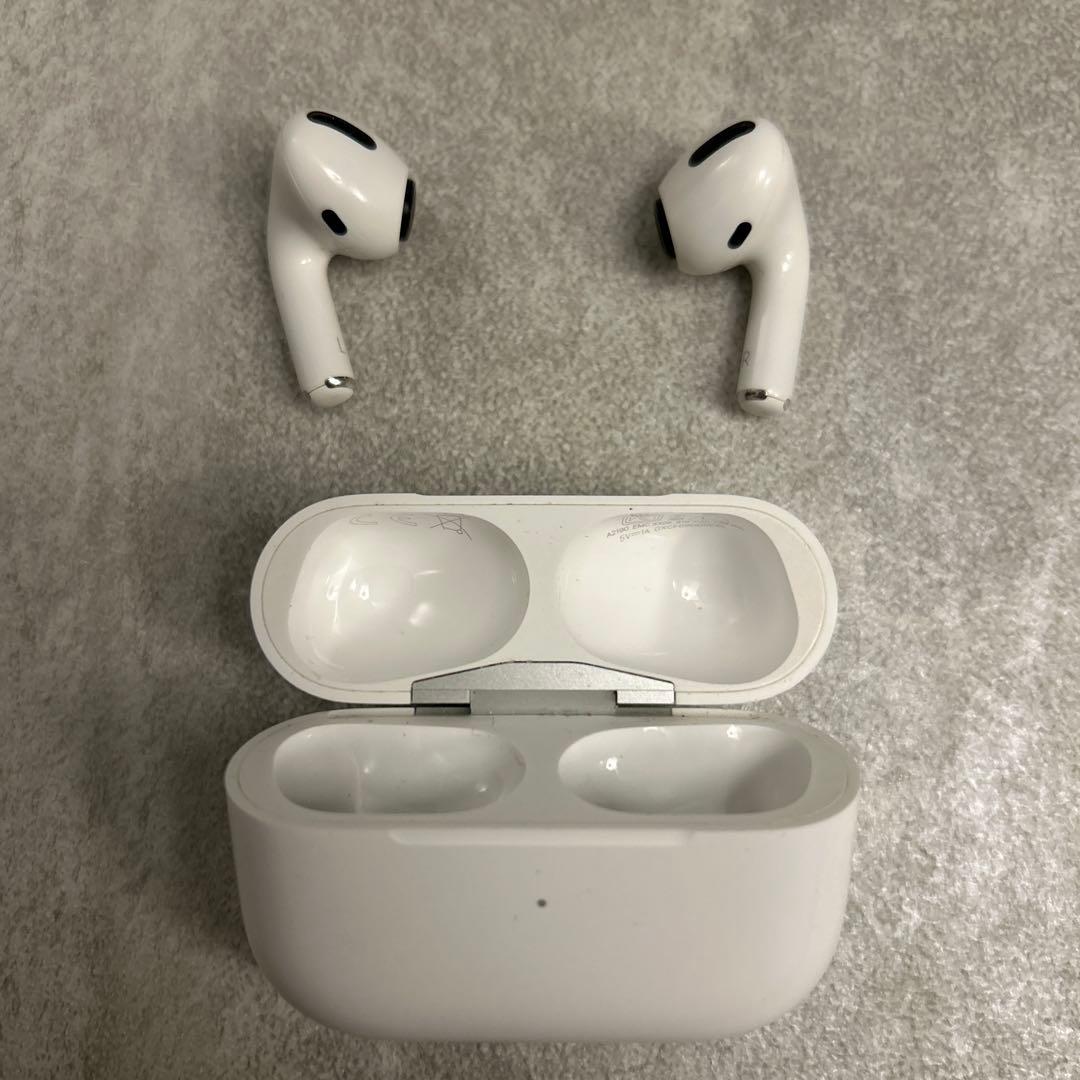 AirPods Pro 本体 ホワイト 充電ケース、付属品一部付き