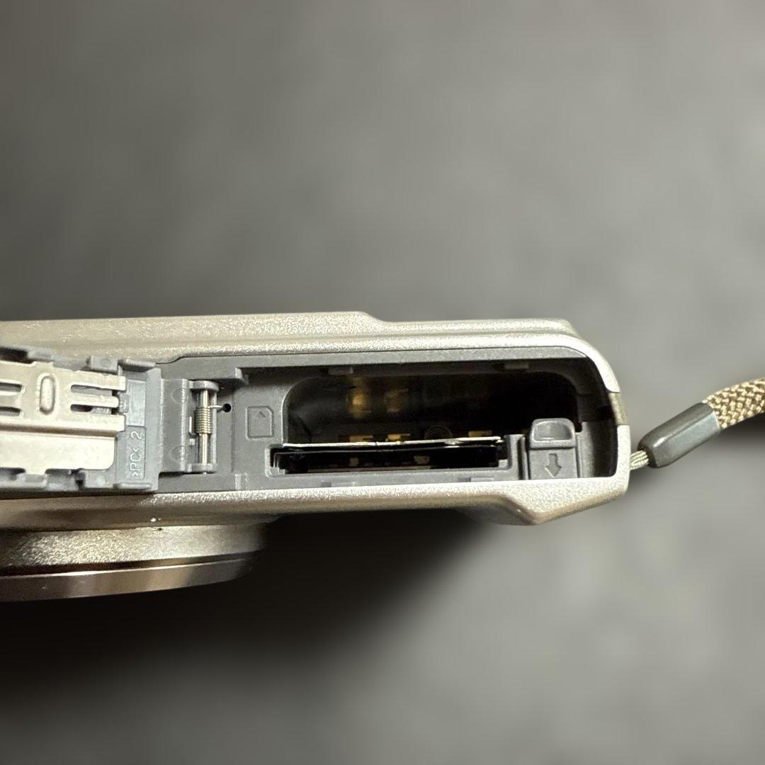 CASIO EXILIM 16.1メガピクセル