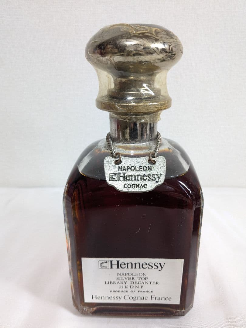 【未開封】 ヘネシー ナポレオン シルバートップ 700ml 古酒