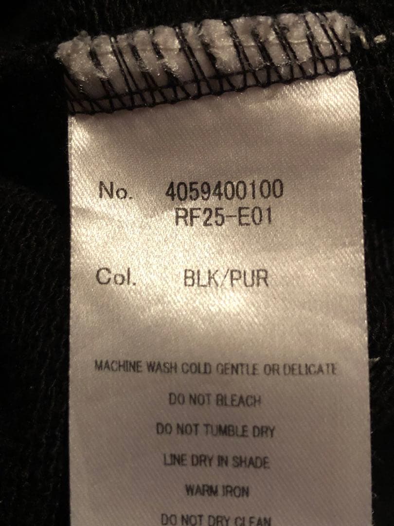 最終値下げ REFLEM クロス刺繍ジップアップパーカー フリーサイズ