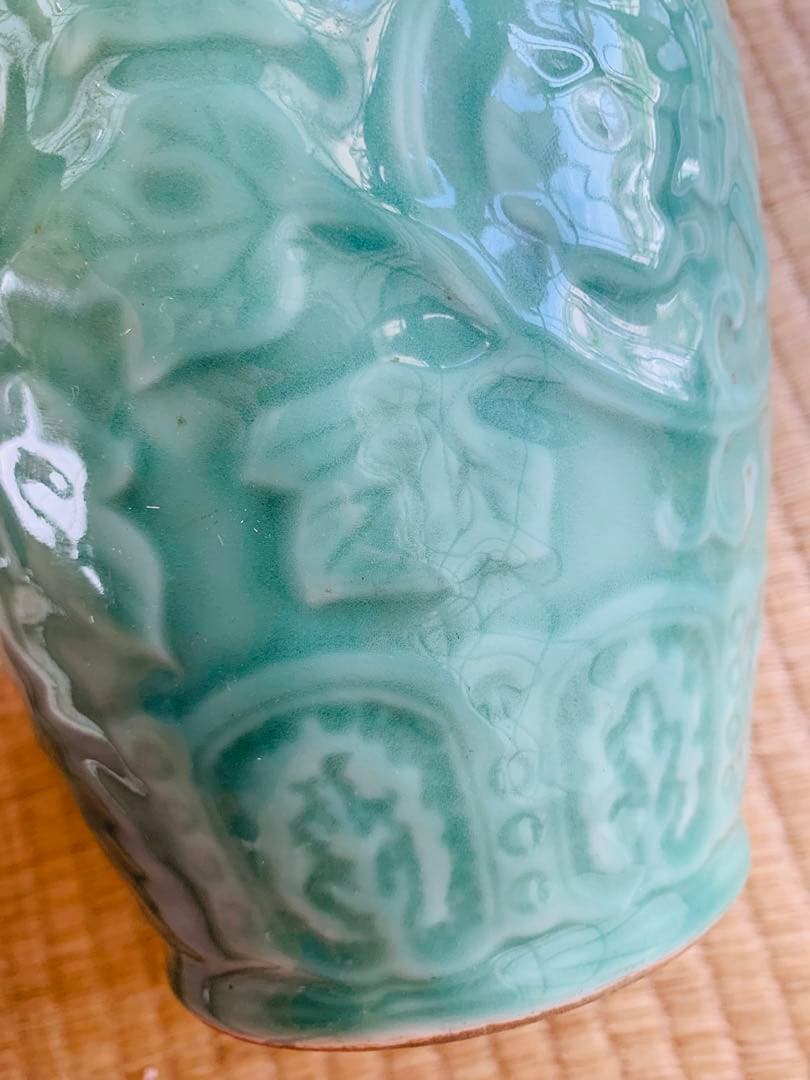 中国清時代豆青釉花瓶