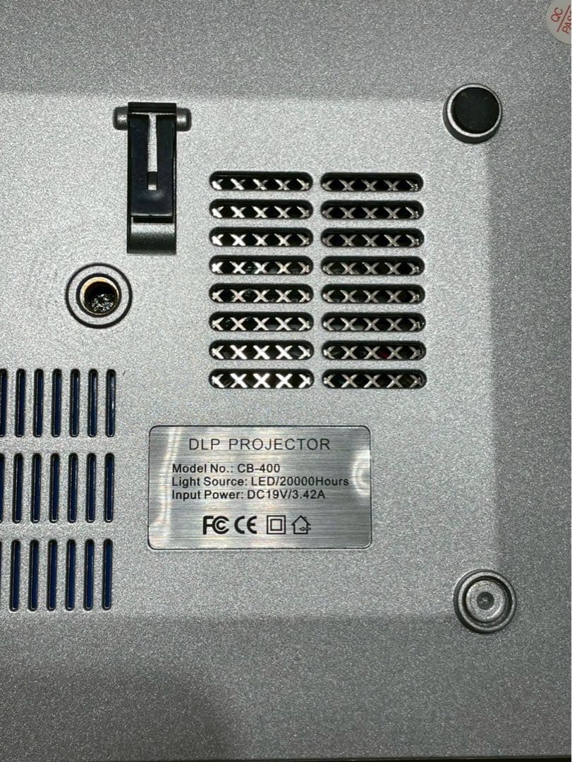 iCODIS CB-400 プロジェクター DLP 3000ルーメン 高画質