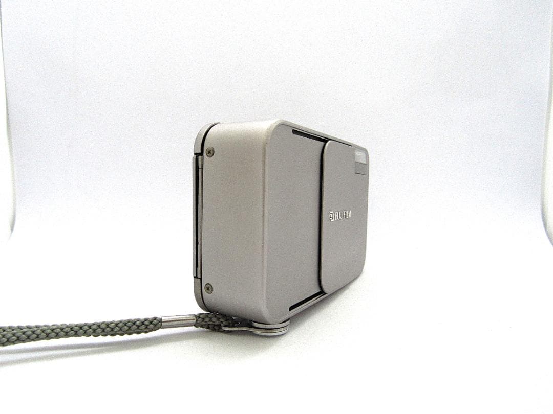 【動作品】 FUJIFILM CARDIA mini TIARA フィルムカメラ