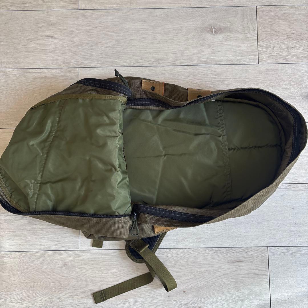 【希少】ブリーフィング　ネオフォース　モスグリーン