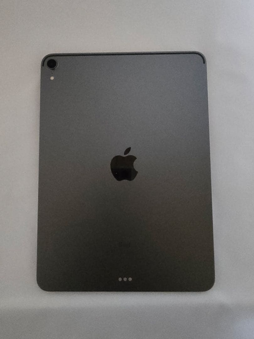 Apple iPad Pro 11インチ スペースグレー第一世代Wi-Fiモデル