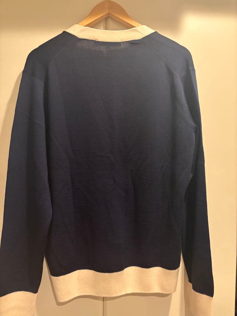 【新品未使用】MAISON KITSUNÉ カーディガンLサイズ