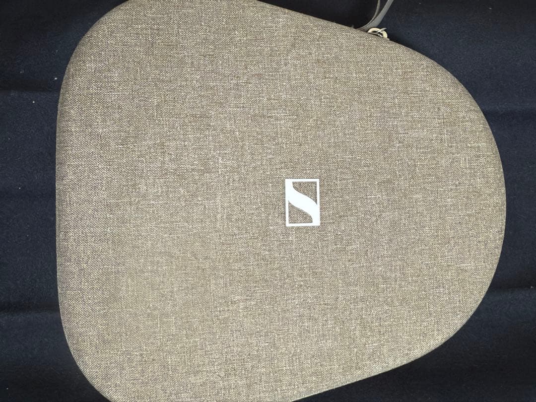 ヘッドホン Sennheiser MOMENTUM 4 Wireless