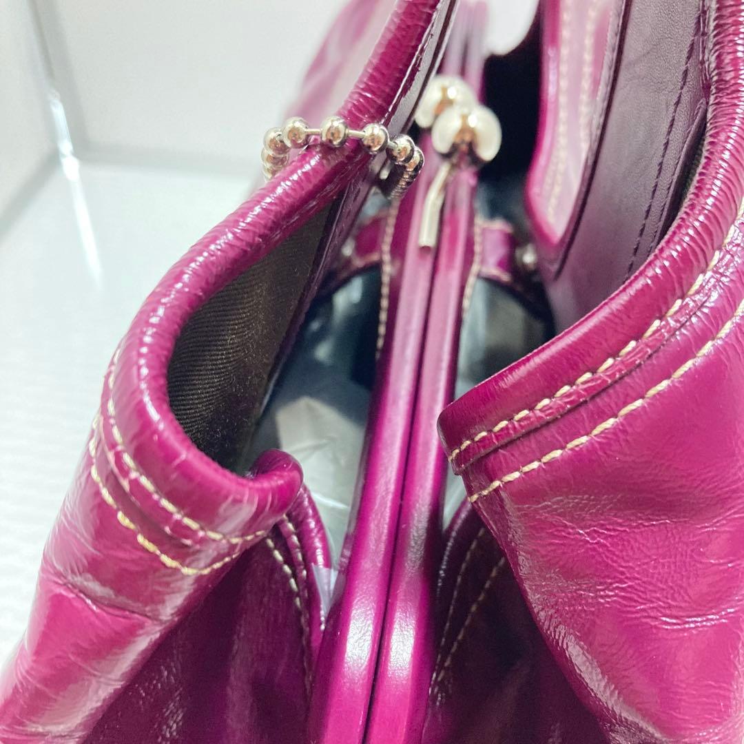 美品　コーチ エルゴ ergo パテントレザー がま口 Kiss-lock