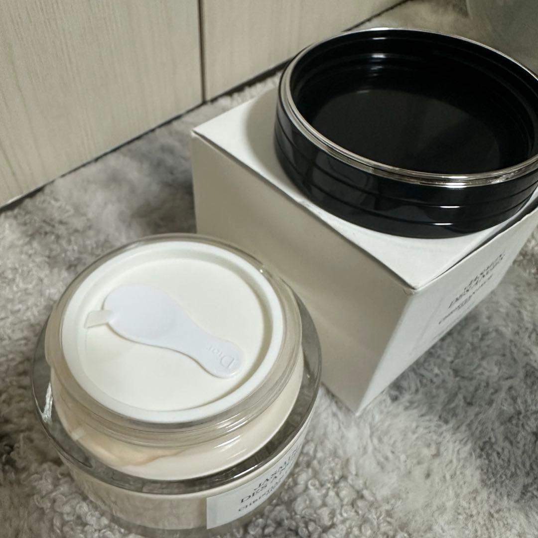 メゾンクリスチャンディオール　ジャスミンデザンジュボディクリーム