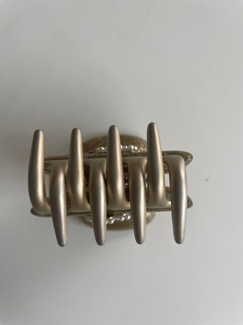 accaゴールド クレップヘアクリップ