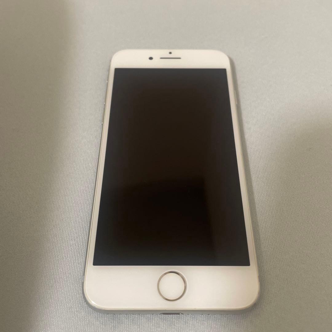 Apple iPhone 7 シルバー 本体 ジャンク品