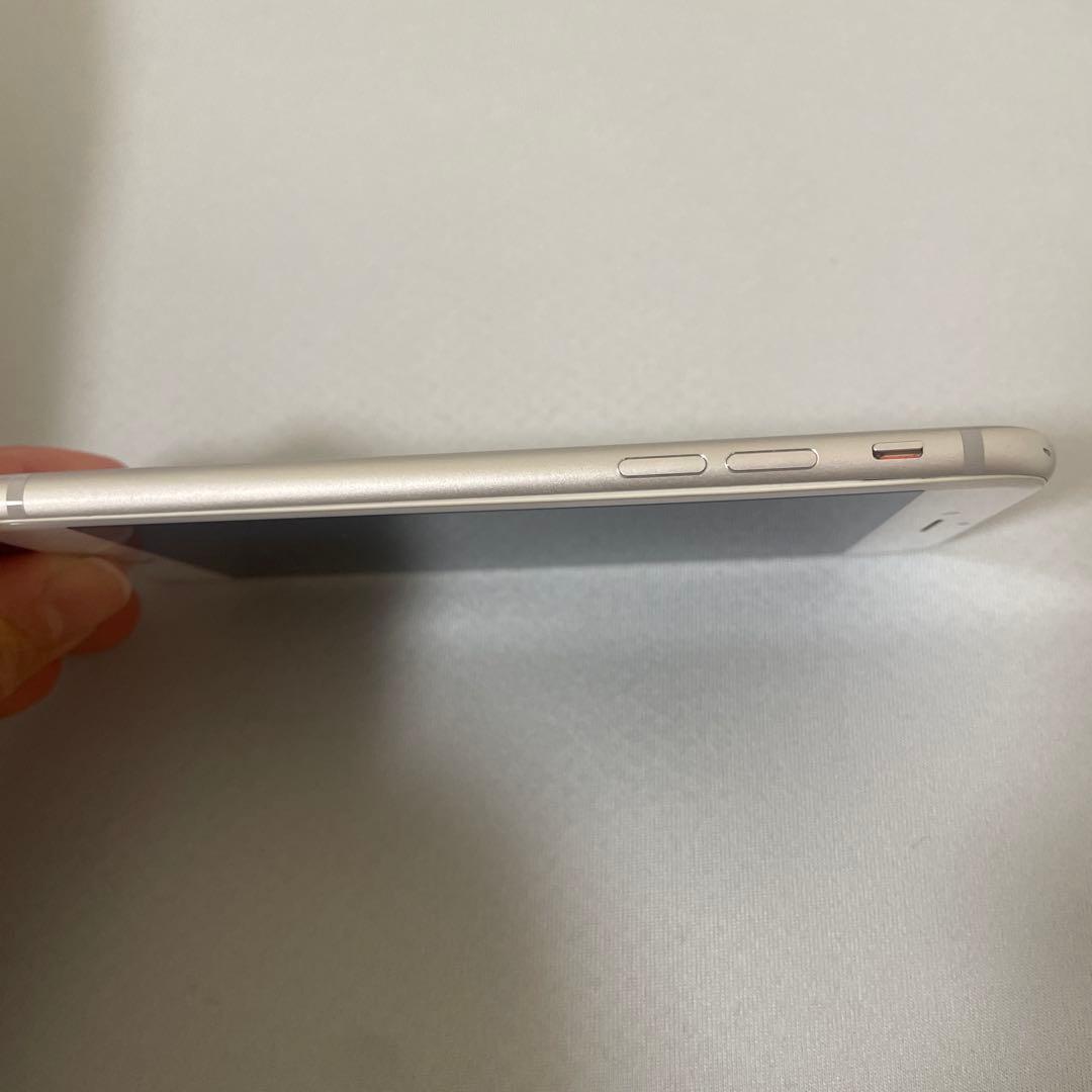 Apple iPhone 7 シルバー 本体 ジャンク品