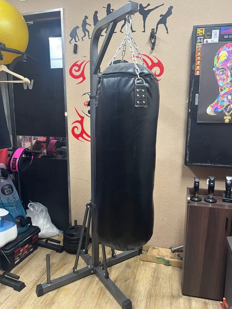 サンドバッグ　サンドバッグスタンド
