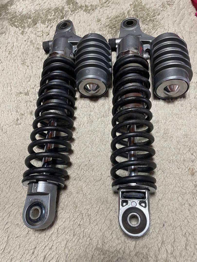 カワサキ　ゼファー750 純正サスペンション 2個セット
