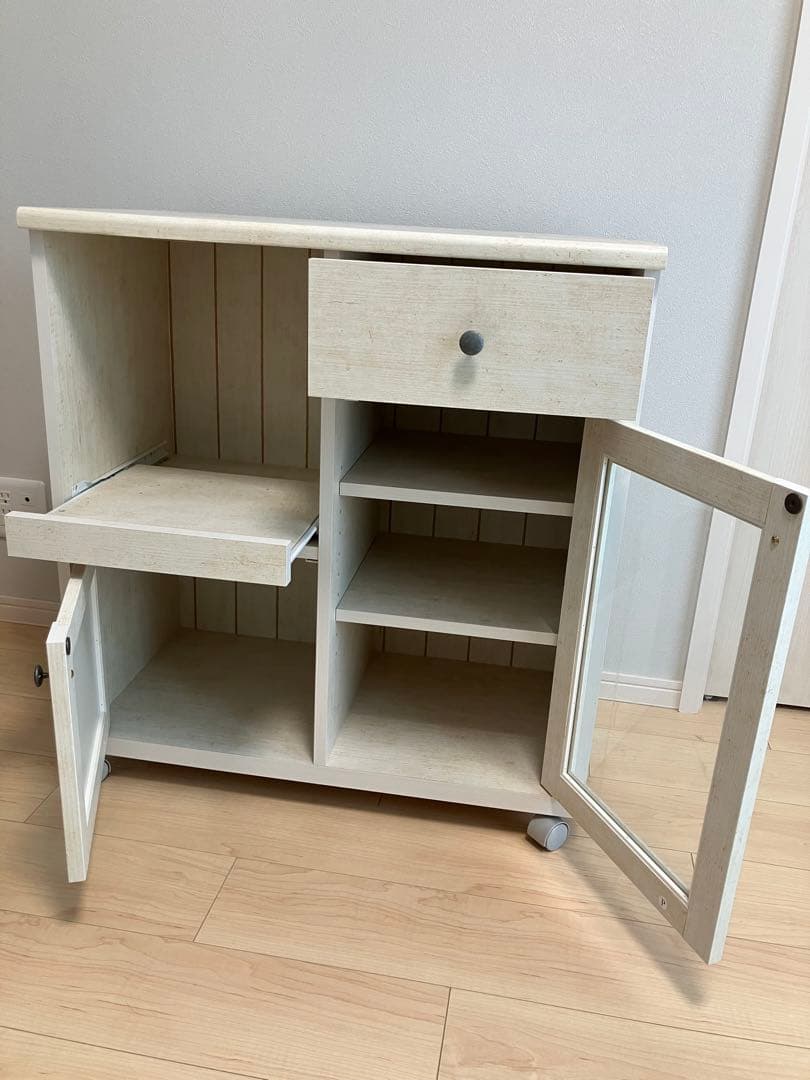 食器棚　軽量 移動可能