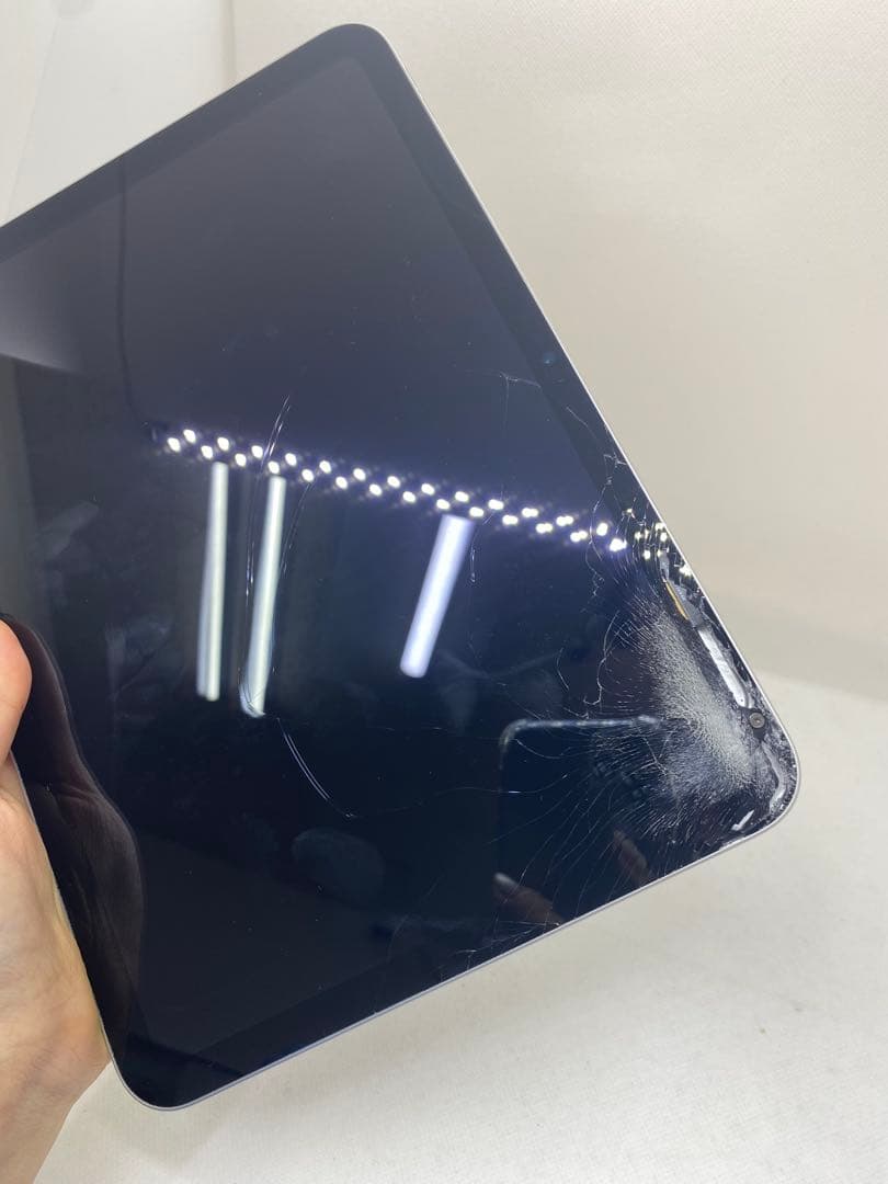 Ipad 第10世代 64GB WiFi モデル．K9JM9