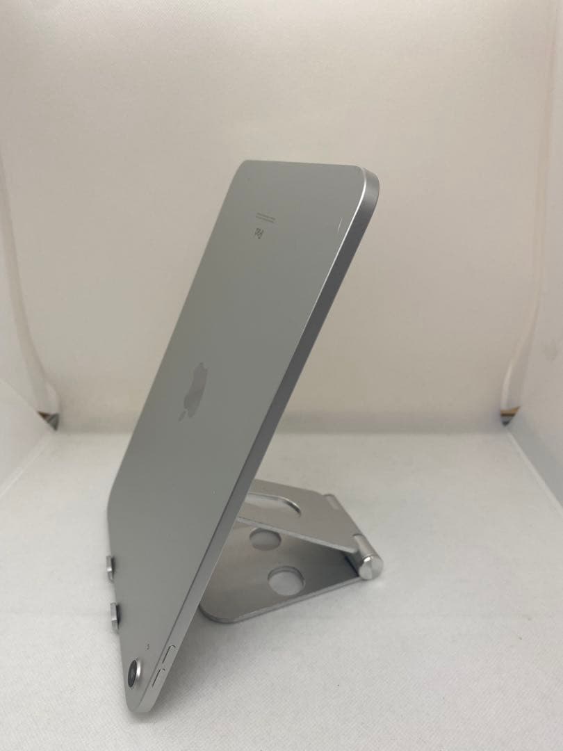 Ipad 第10世代 64GB WiFi モデル．K9JM9
