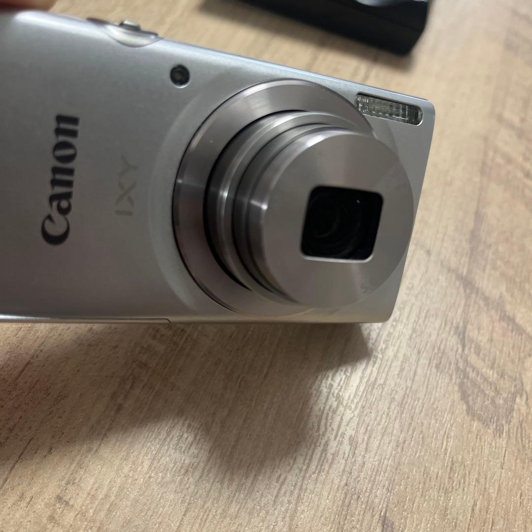 【動作確認済】Canon IXY 200 コンパクトデジタルカメラ　シルバー