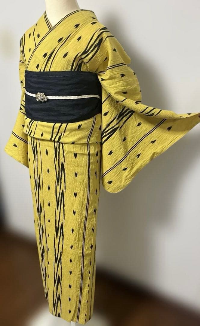 a-09 辛子色　からし色　イエロー　黒　浴衣　綿麻　　裄71 裄長め