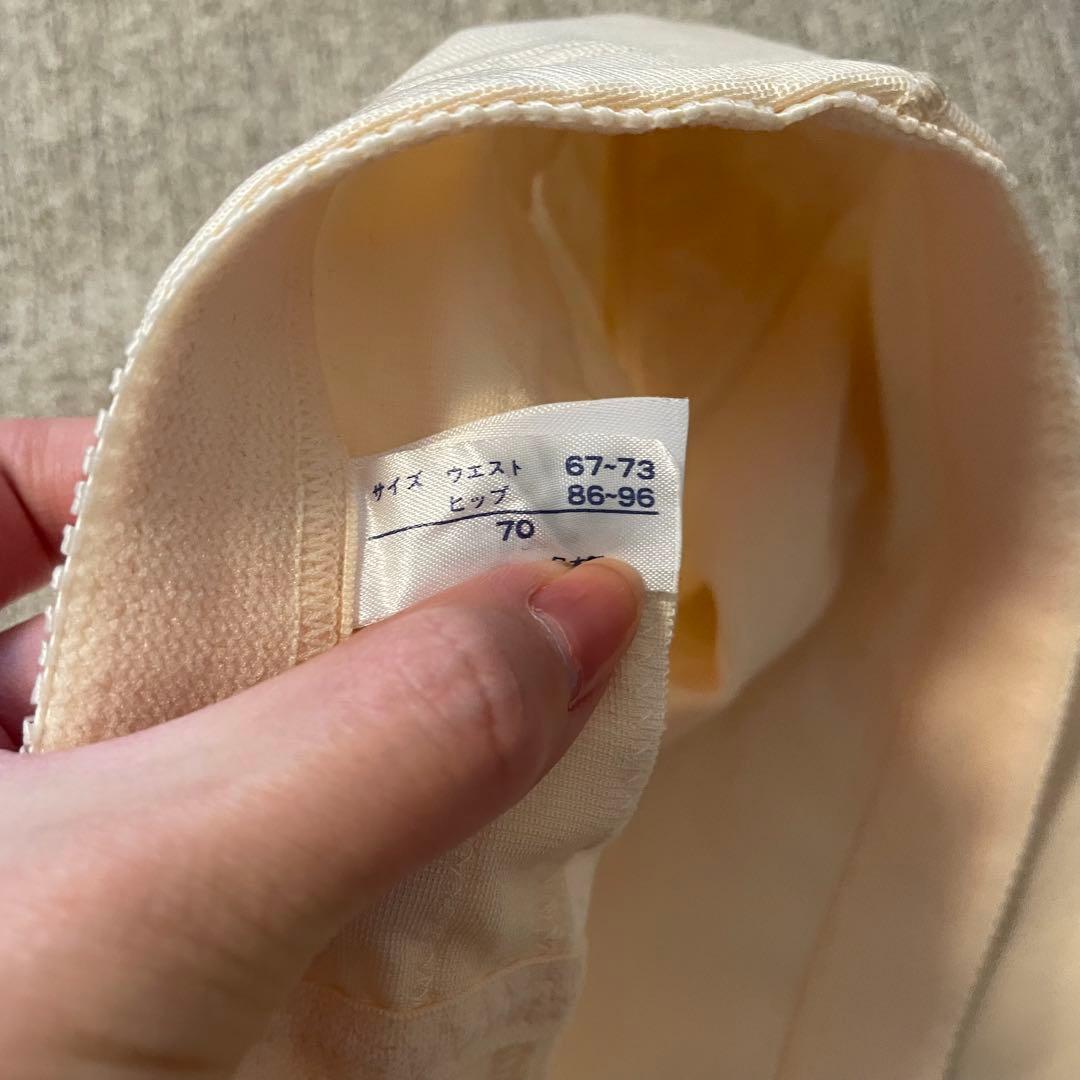 【FOURSIS&CO.】Vカットビスチェc70＆ガードル70