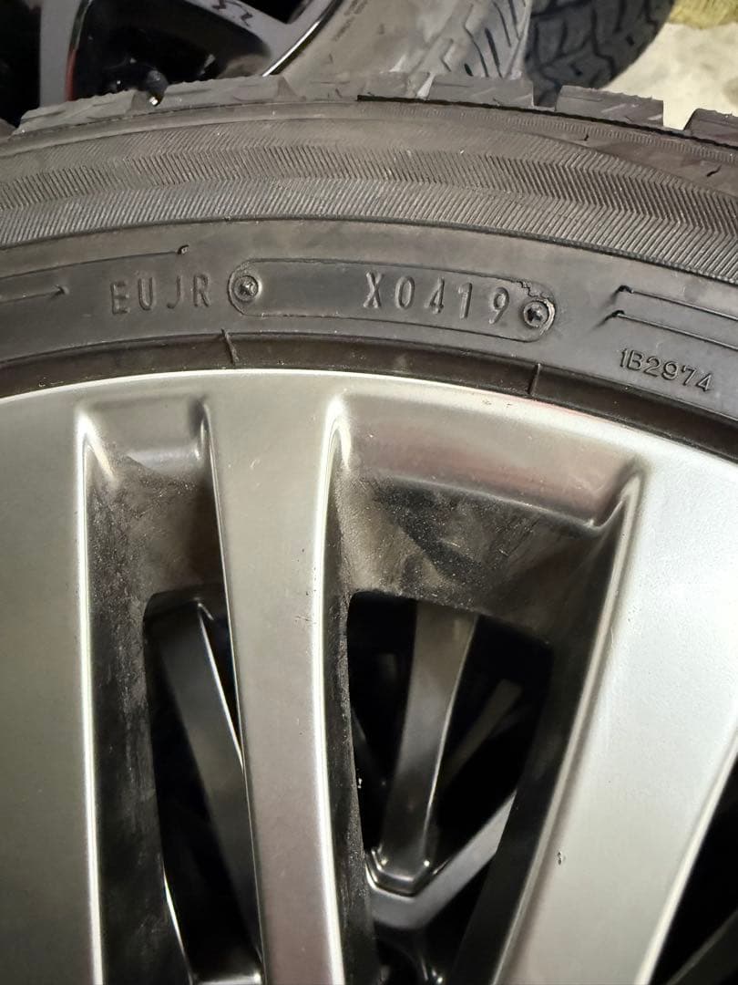 クラウン　純正17インチホイール・スタッドレスタイヤ