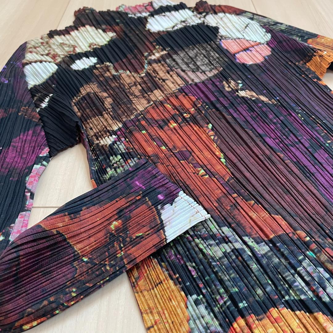 プリーツプリーズ（イッセイミヤケ）トップス 3 日本製 極美品