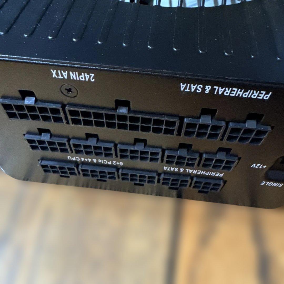 し*あ様 Corsair HX1200 1200W 電源ユニット