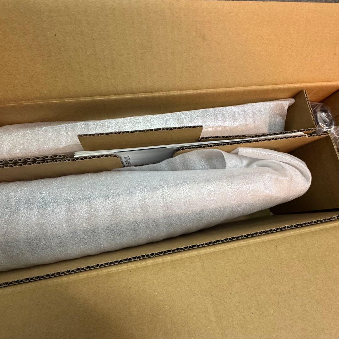 【未使用】Panasonic コードレス充電式掃除機 MC-PBP101J-P