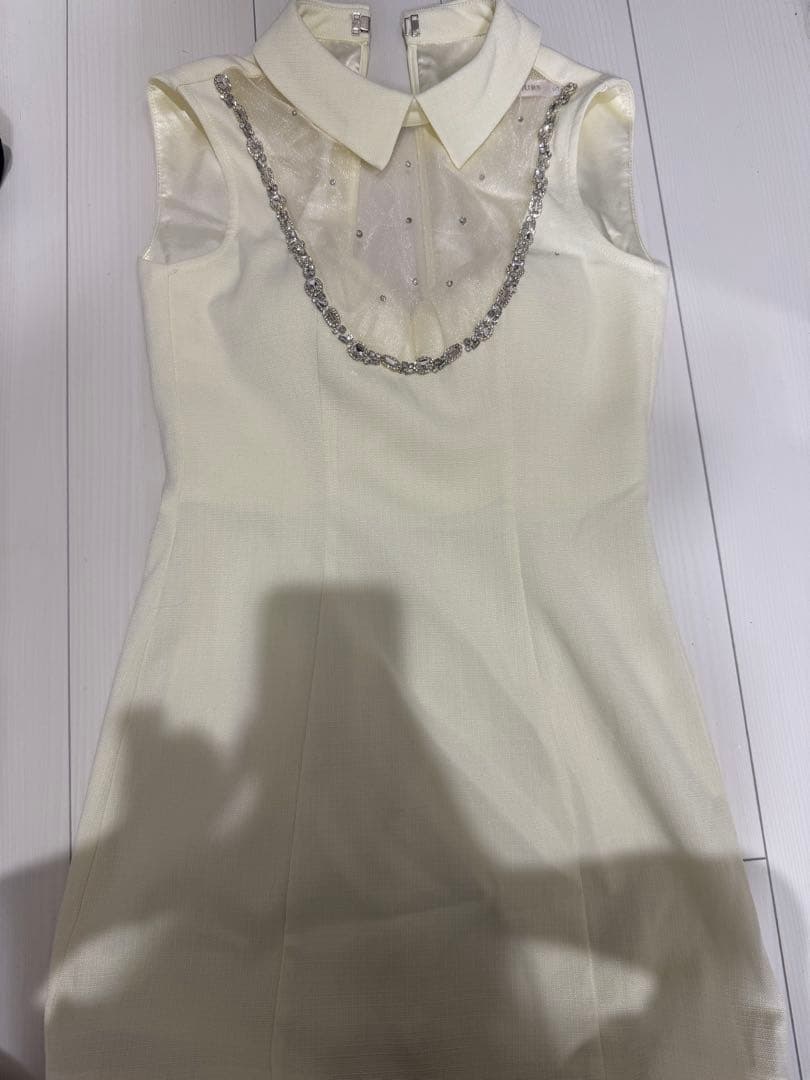 ROBE de FLEURS アイボリーシースドレス