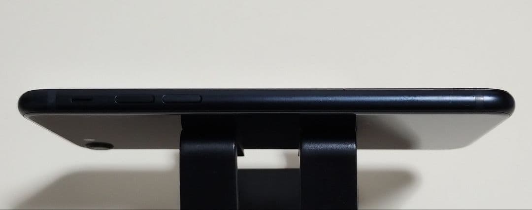 ★新品電池100%★iPhone SE 第3世代 64GB 国内版 SIMフリー