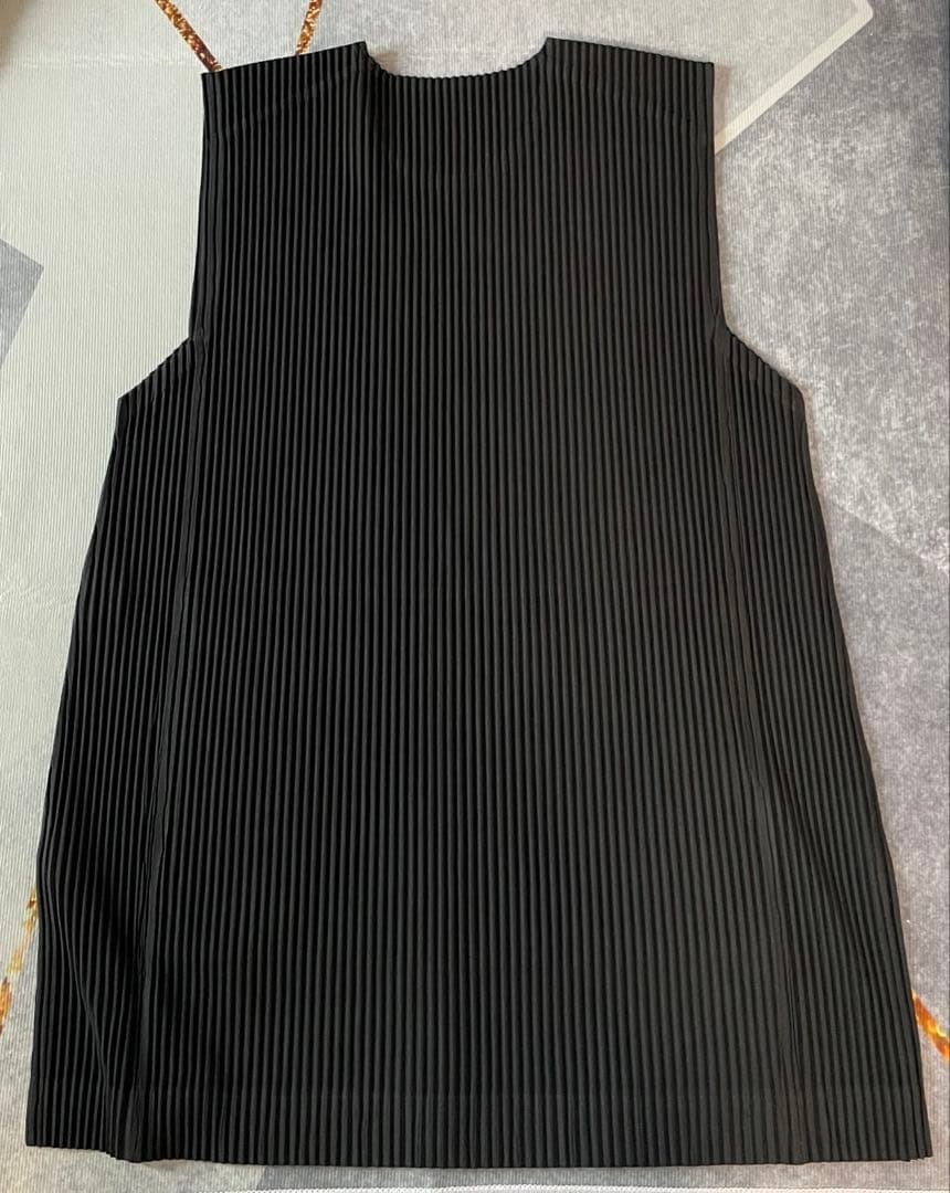 【極美品】HOMME PLISSÉ ISSEY MIYAKE プリーツベスト