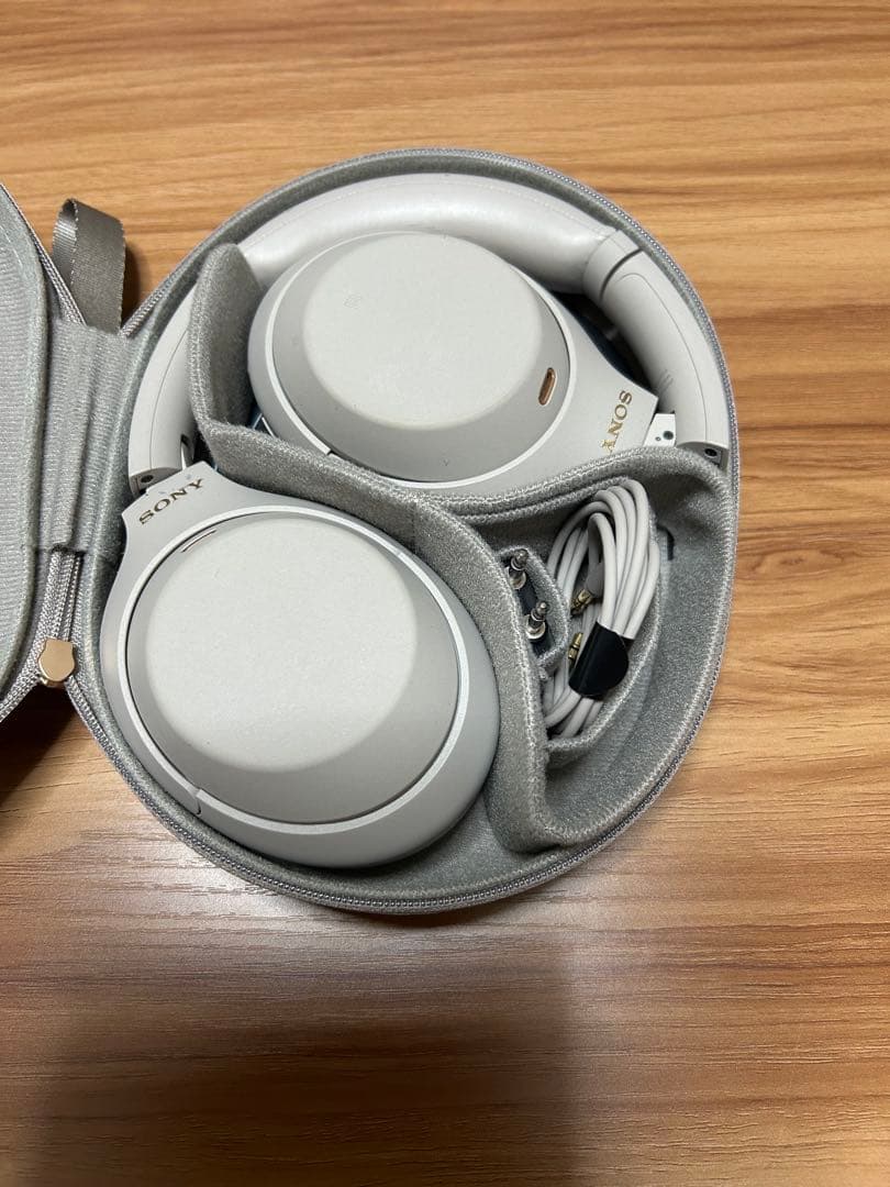 ヘッドホン SONY WH 1000XM4