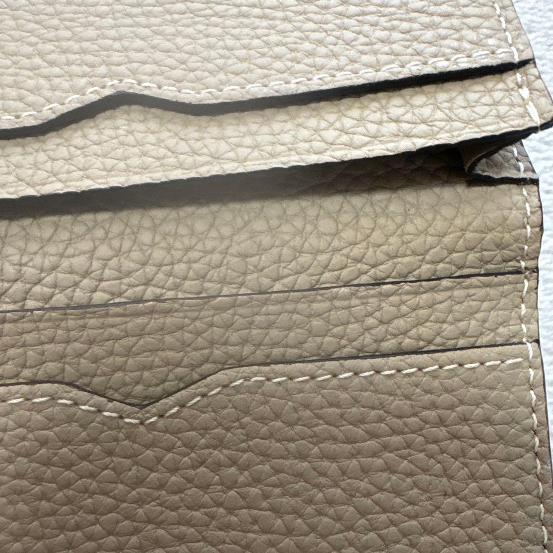 【超美品】ボナベンチュラ　ビジネスカードケース シュリンクレザー