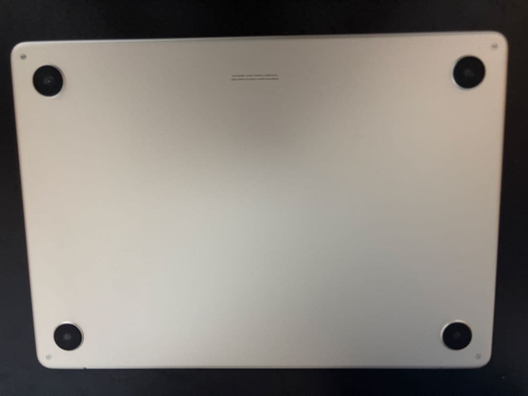 A*7様 MacBookAir M2 8GB 256GB スターライト13インチ