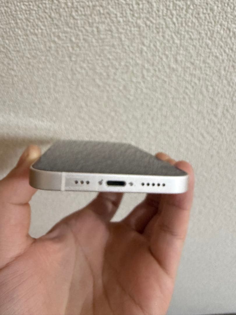 Apple iPhone 14 スターライト 本体