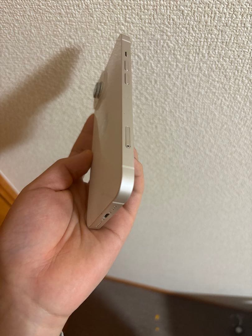Apple iPhone 14 スターライト 本体