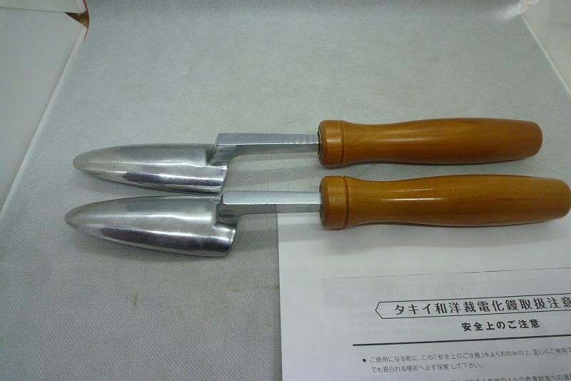 美品　タキイ和裁電化鏝　和裁こて　和裁コテ　タキイ製　鏝２本付　ランプ付