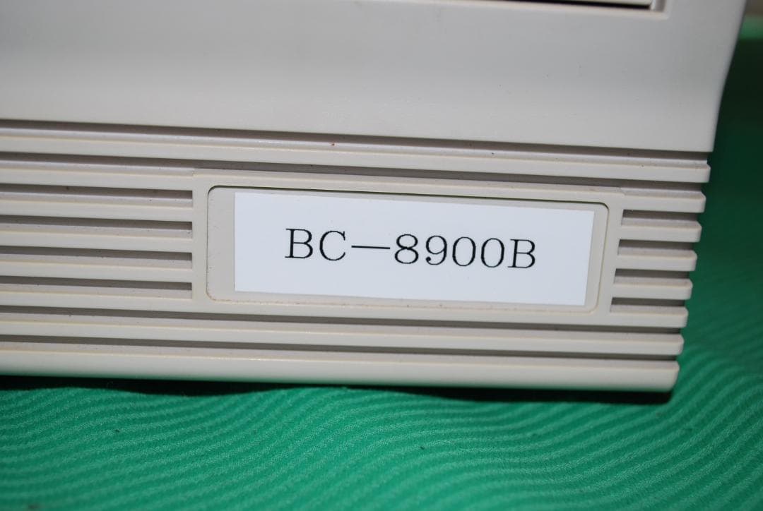 ISISビデオテロッパーBC-8900Bの出品です。