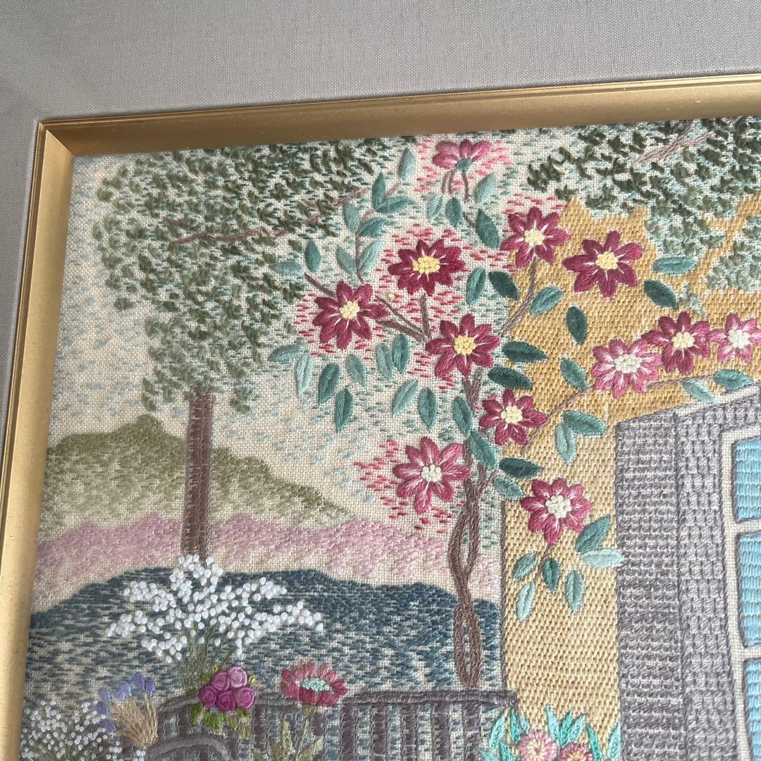 戸塚刺繍作品額　 庭の風景
