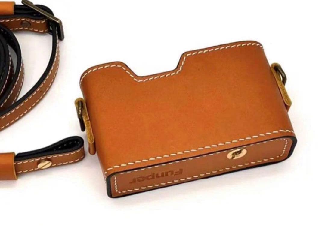 新品 本革 カメラケースとストラップ CONTAX T3用