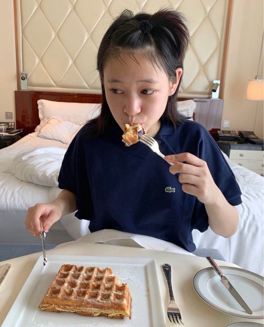 ラコステ　ポロシャツ　イレギュラー　miuさん着用